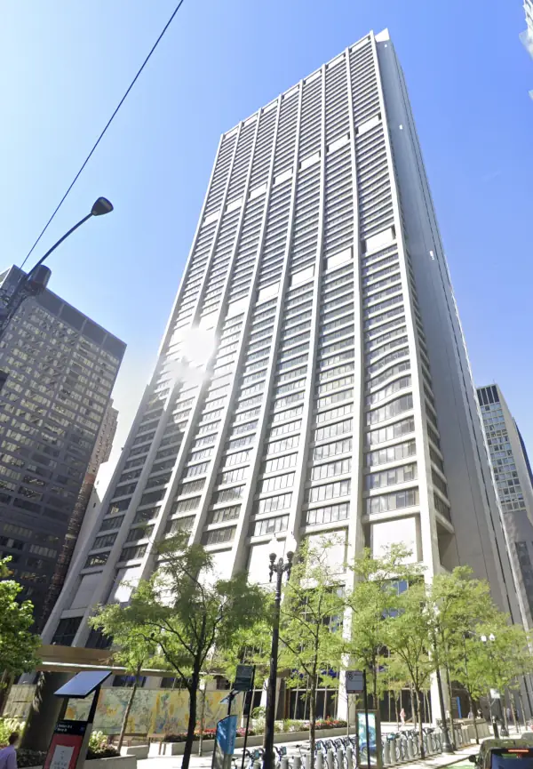 Chase Tower Chicago, the largest Financial Office we have a photo of